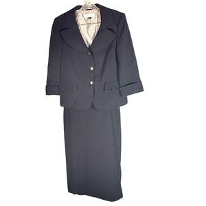 Tahari ASL Women's Black Pinstripe Skirt Suit Classic 2 Piece size 10 sleeve 3/4